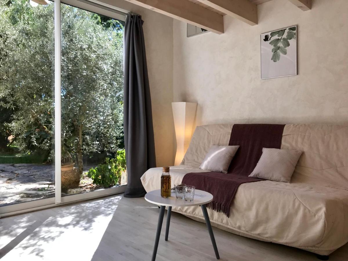 Domaine De La Sabliere Bed & Breakfast Thiviers Екстериор снимка