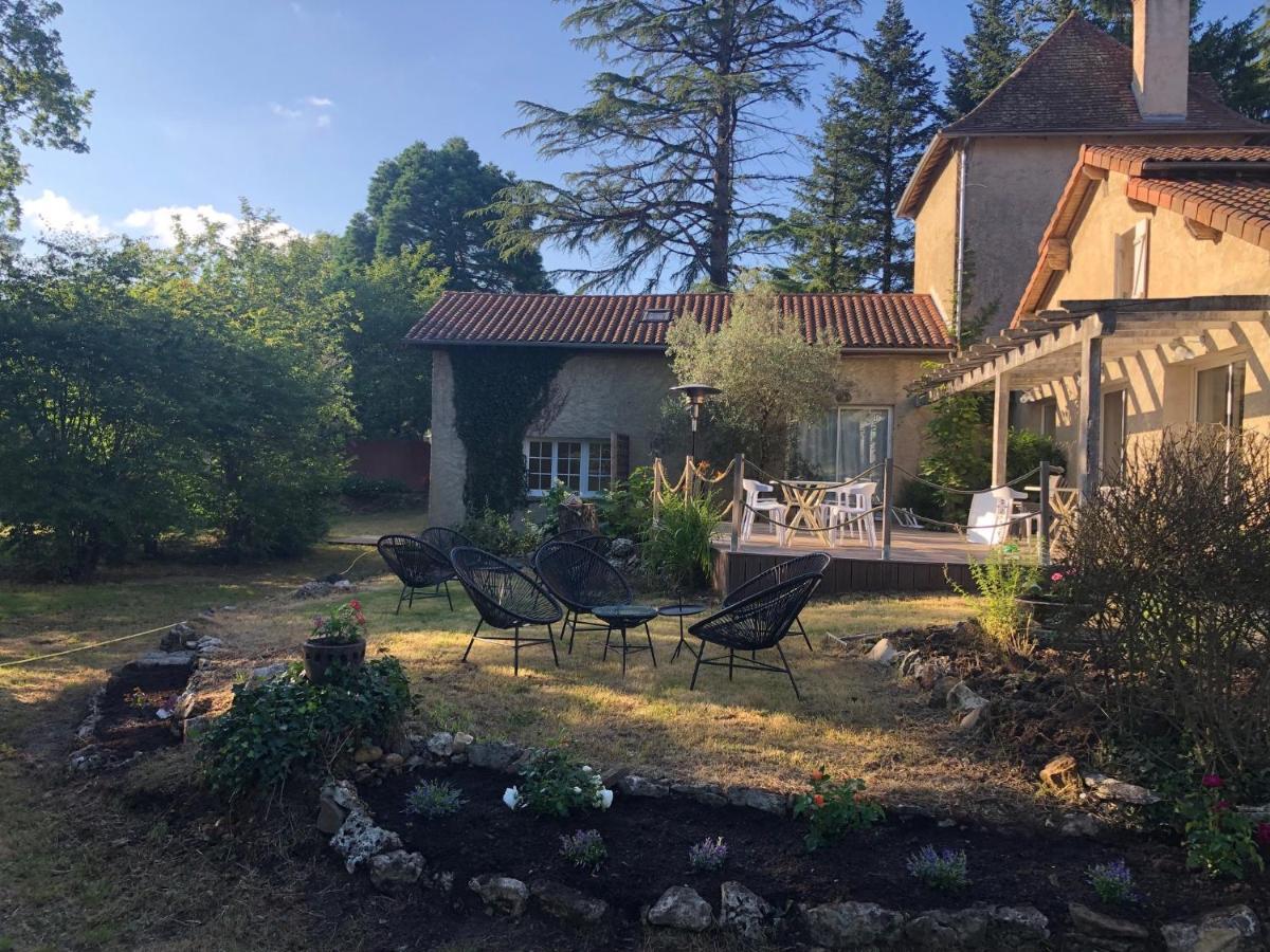 Domaine De La Sabliere Bed & Breakfast Thiviers Екстериор снимка
